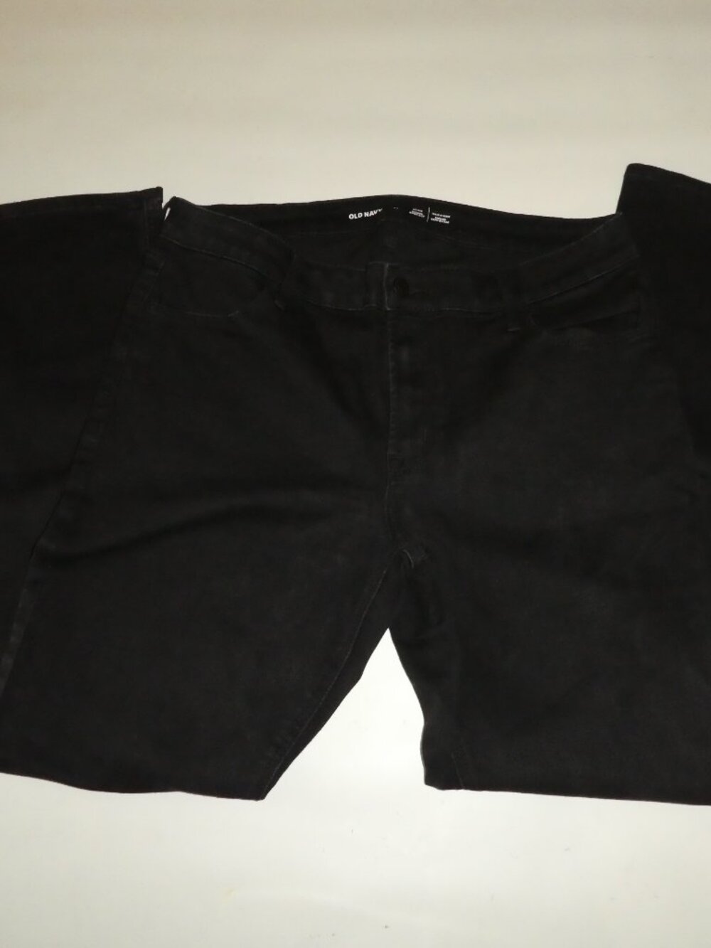 Old Navy Mid Rise Kicker Boot Cut - Black
